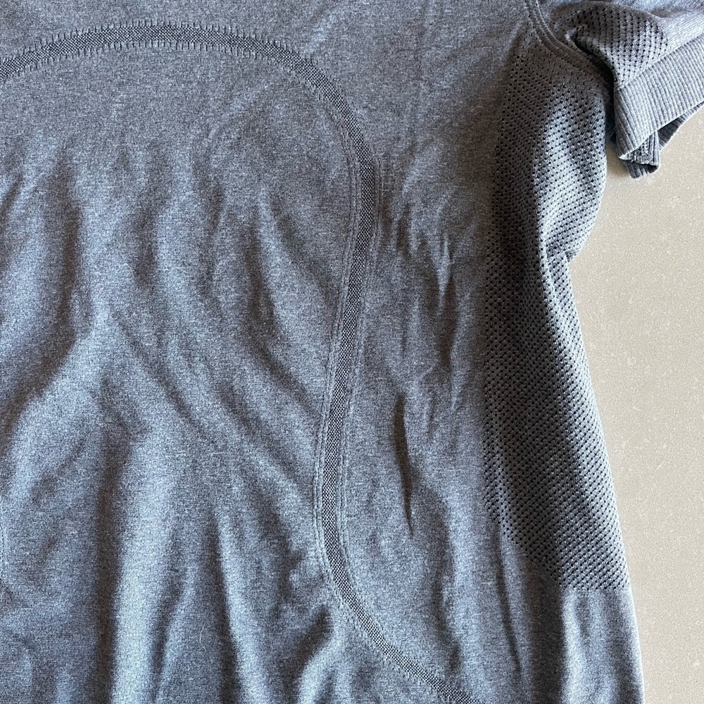 lululemon size 6 top - Picture 3 of 4